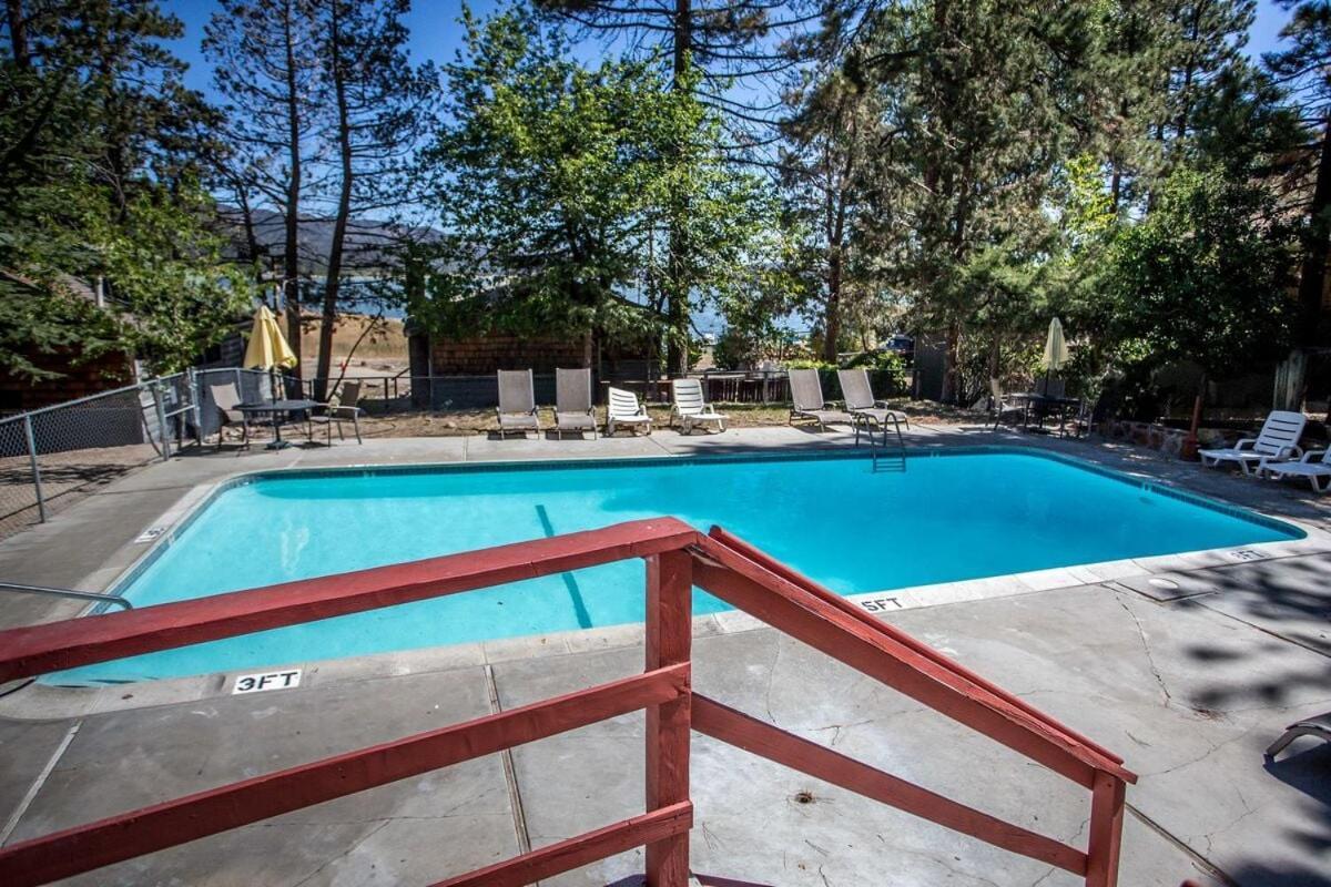 Big Pines Couple Lakeview Studio Cabin By Big Bear Vacations บิ๊กแบร์เลค ภายนอก รูปภาพ